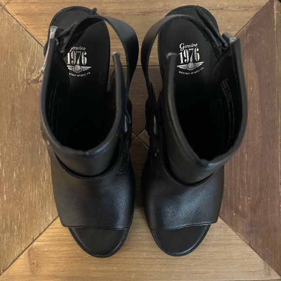 Moto Heeled Booties - Picture 5 of 7